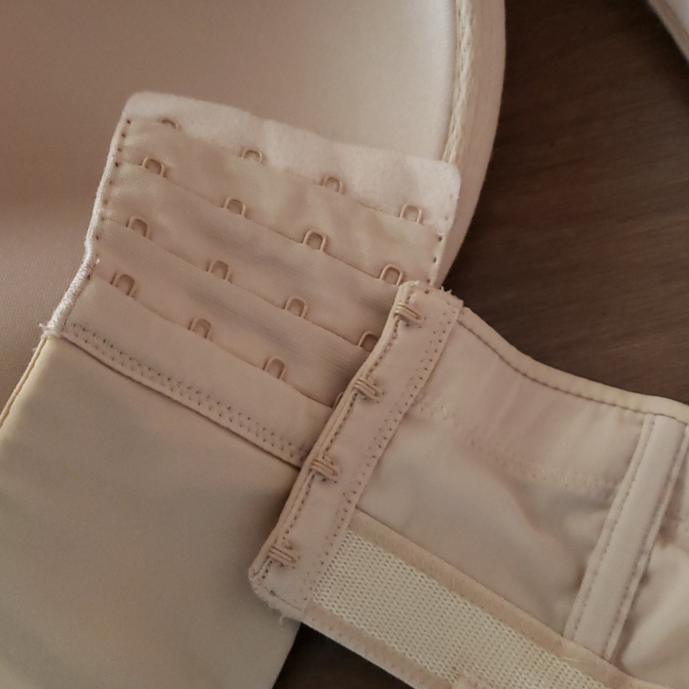 40D Cacique Boost Multi-Way Strapless - Picture 3 of 4
